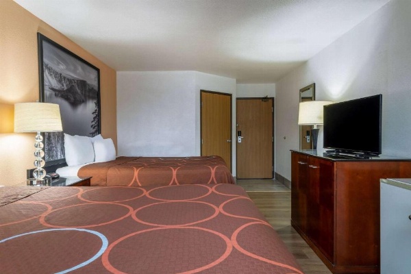 Super 8 by Wyndham The Dalles OR image 15