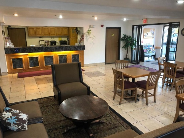 Super 8 by Wyndham The Dalles OR image 30